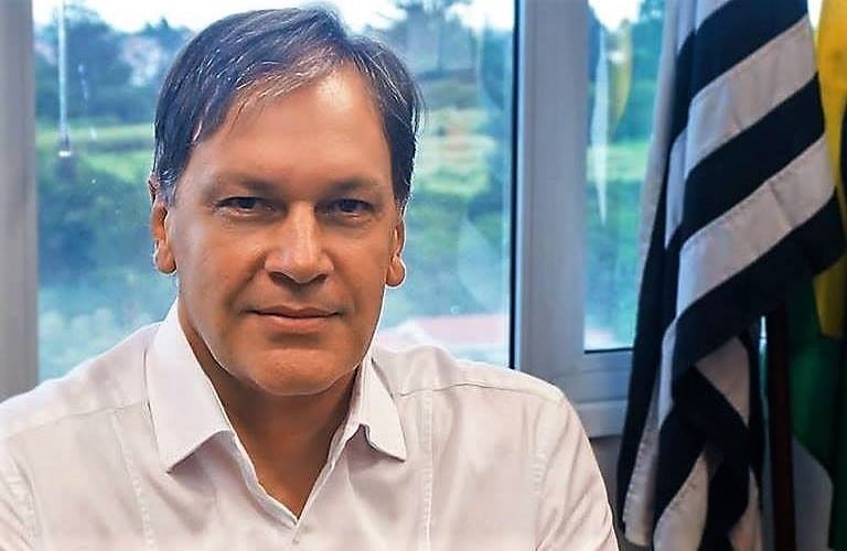  Caio Gaiane assume a prefeitura