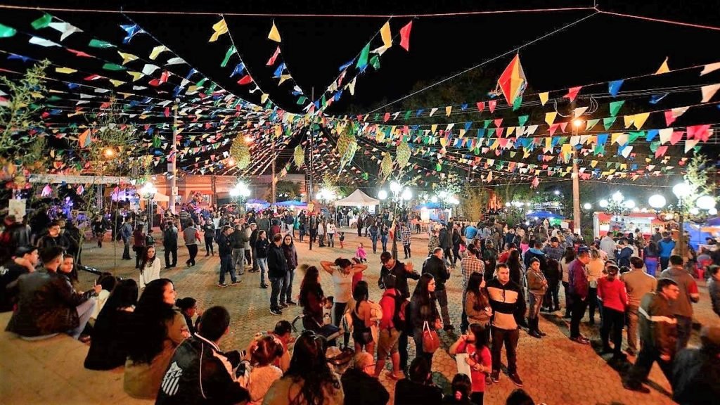 Arraiá da Praça XV acontece neste final de semana