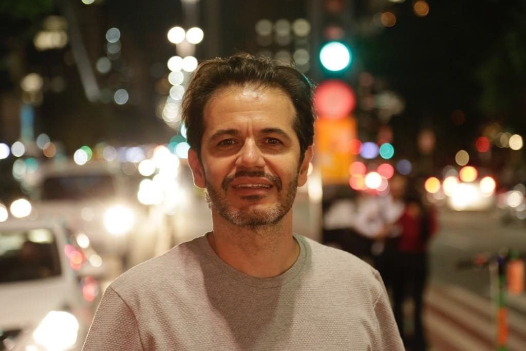 Iguatemi Esplanada recebe sessão de autógrafos com jornalista Patrick Santos