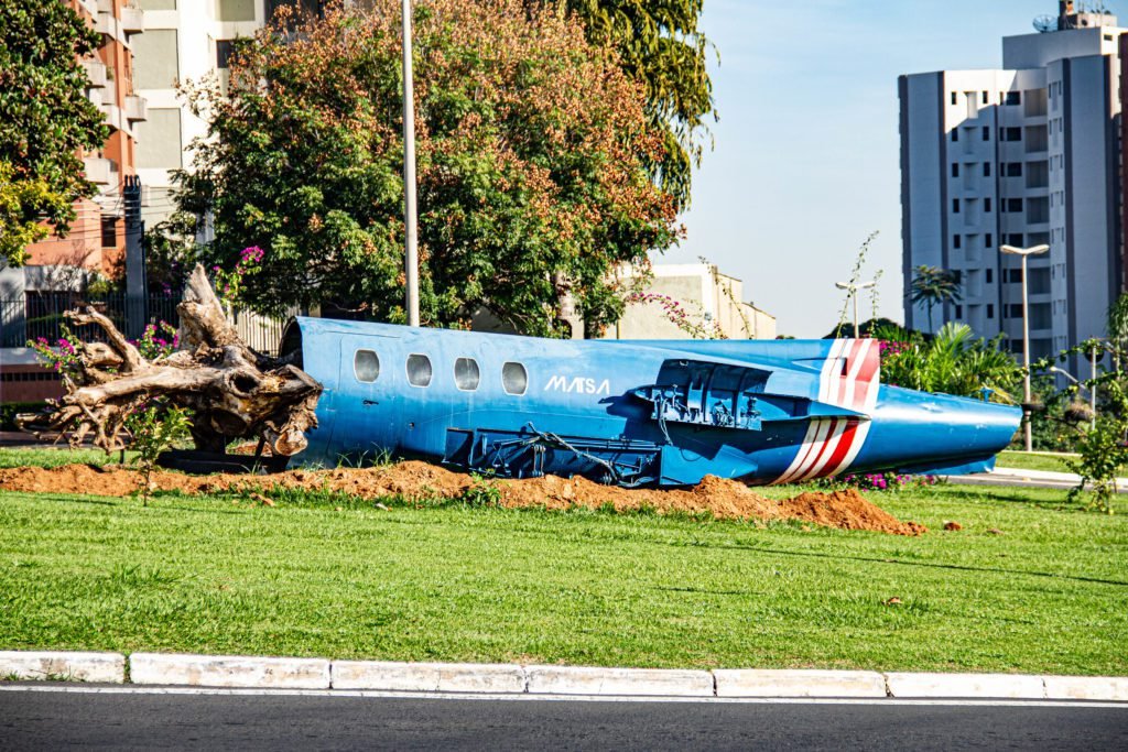 Galileu Bicudo começa a receber exposição de artes ao ar livre