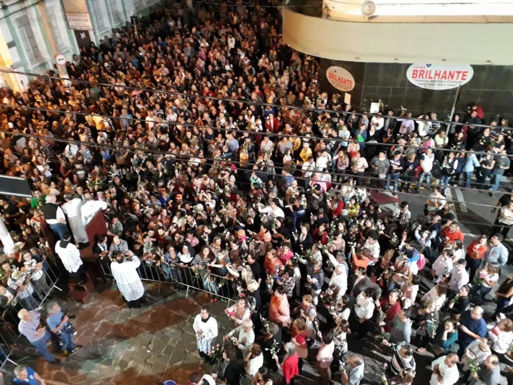 Quermesse da Festa de Santa Rita acontece no Largo do Quartel