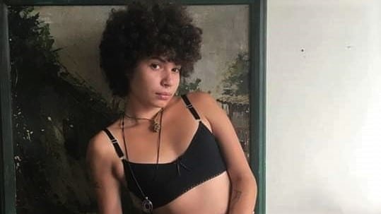 Morte de jovem transgênero causa comoção em escola de Itu