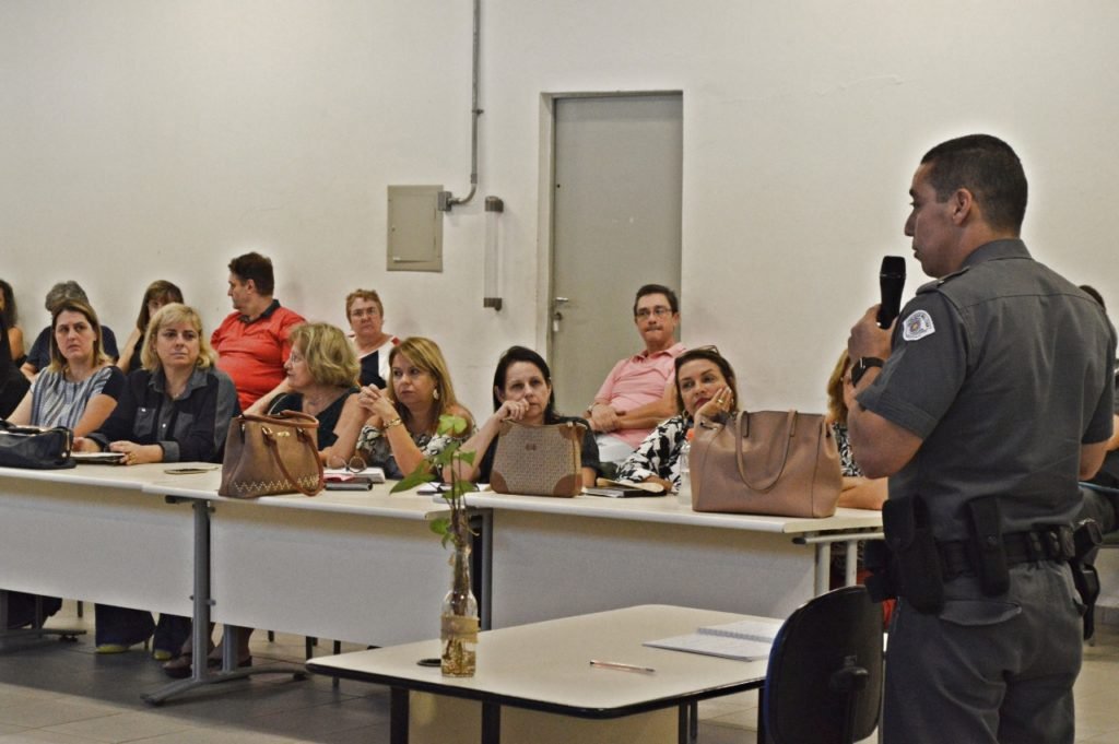 PM realiza reunião com Diretoria Regional de Ensino