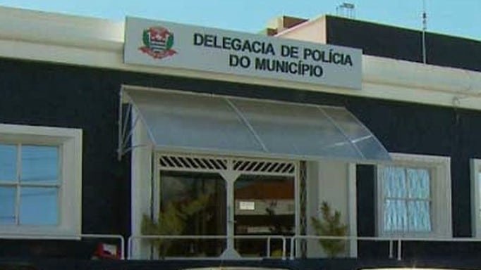 Rapaz é suspeito de matar namorado da mãe