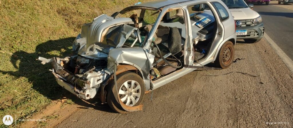 SP-75 tem acidentes envolvendo 6 carros e uma moto