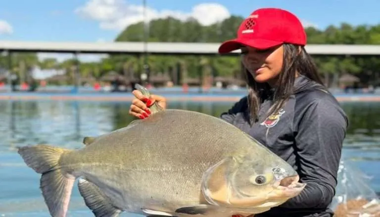 Parque Maeda celebra o Dia da Mulher com promoção especial para pesca esportiva