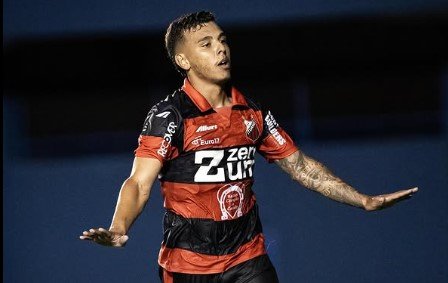Ituano vence fora de casa com gol de reforço