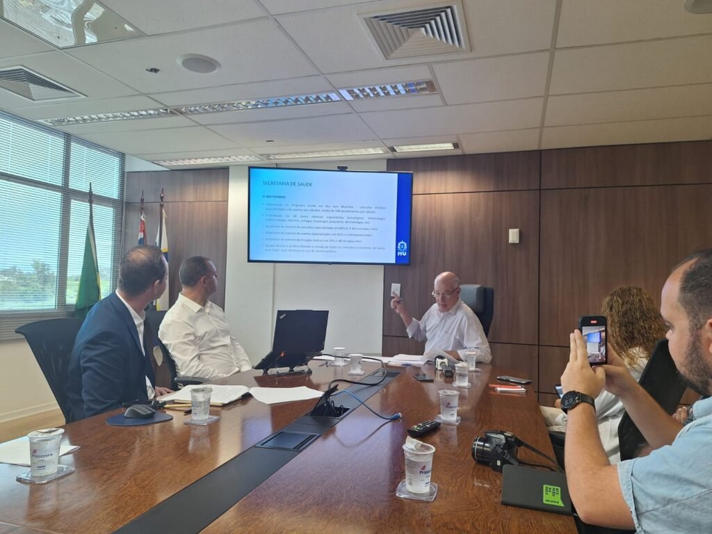 Herculano diz que alunos municipais receberão kit escolar e uniformes, veja quando