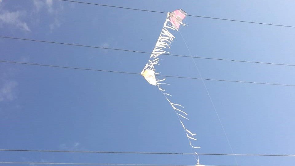 Ocorrências com pipas causam 119 interrupções no sistema elétrico de Itu