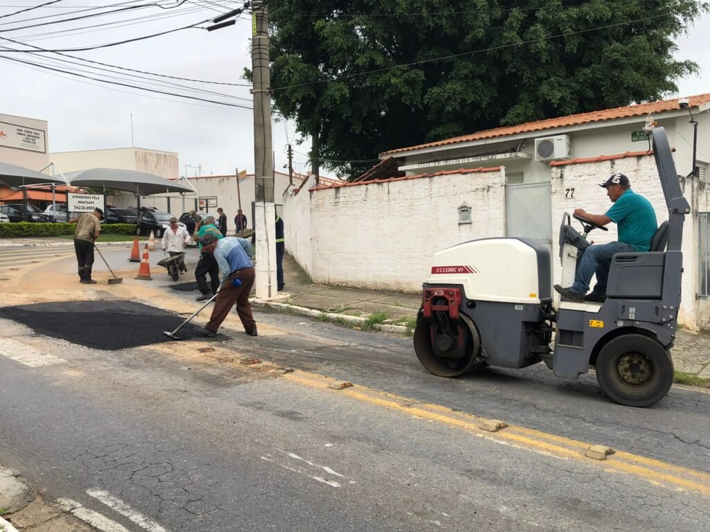 Prefeitura retoma manutenção das vias públicas