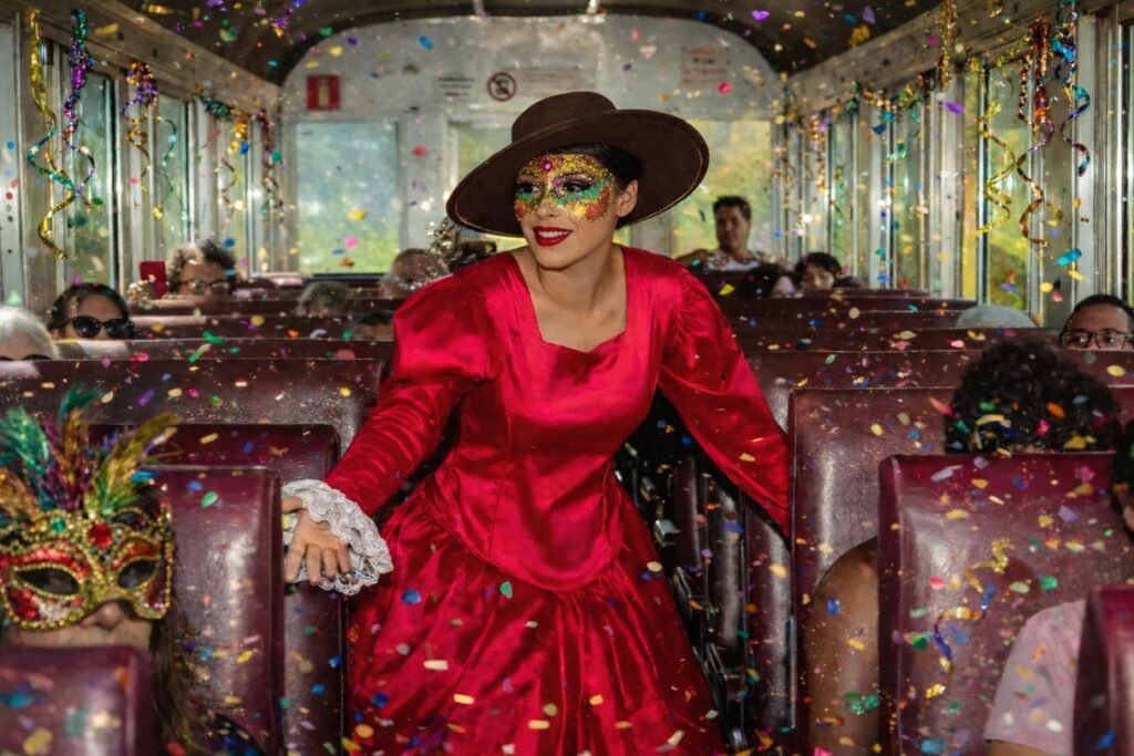 Trem da República oferece desconto de 20% e programação temática para o Carnaval