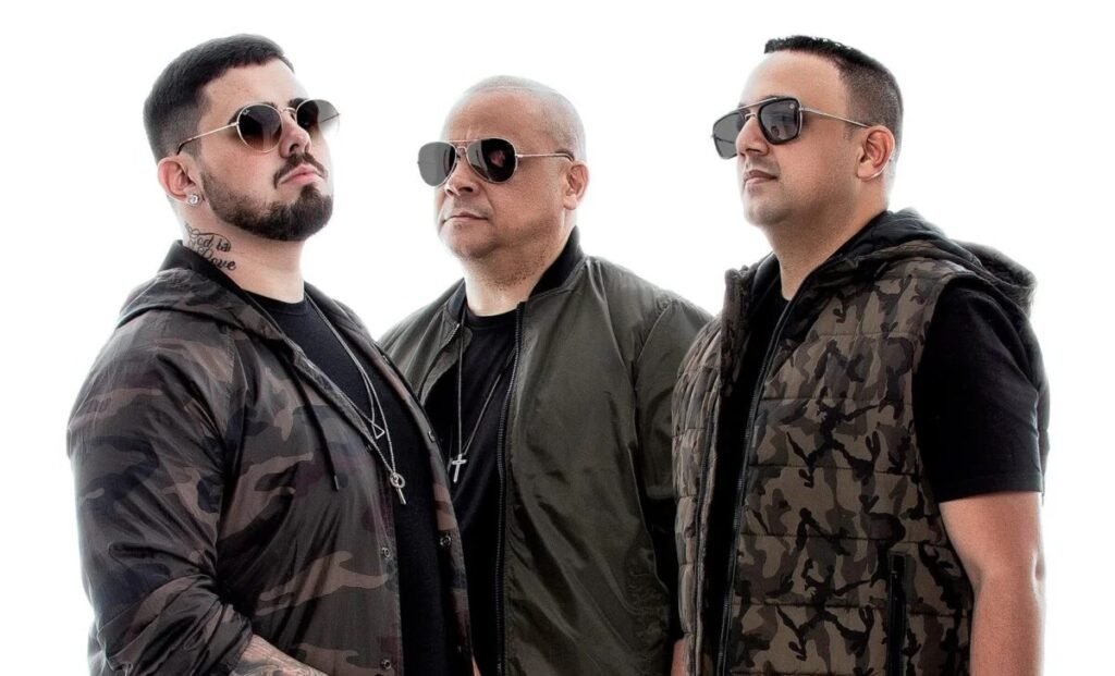 Katinguelê participa de roda de samba em Sorocaba