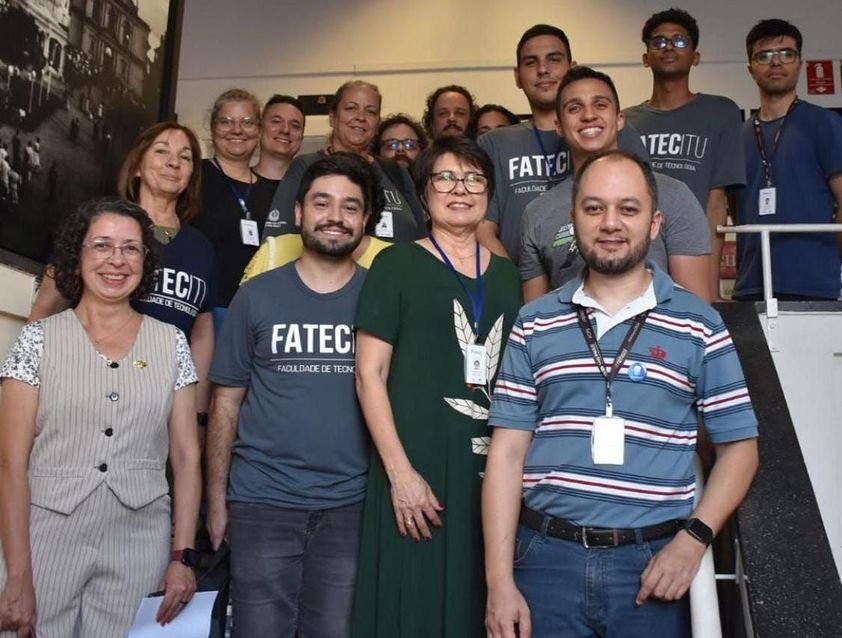 Diretoria da Fatec Itu faz uso da Tribuna Livre na Câmara