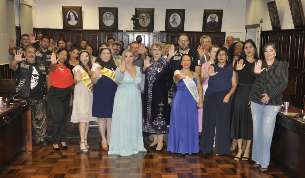 “Laço Branco” lembrou luta de Ong a favor de mulheres que sofrem violência