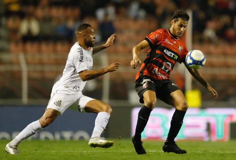 Ituano vê Santos quebrar tabu e segue em perigo