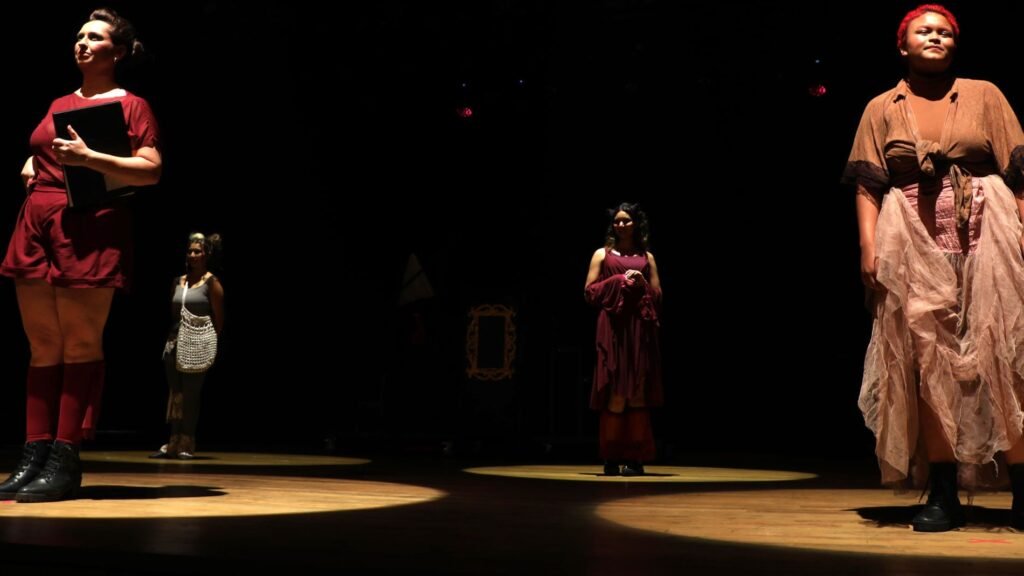 Itu recebe peças inspiradas em Shakespeare neste domingo (27)