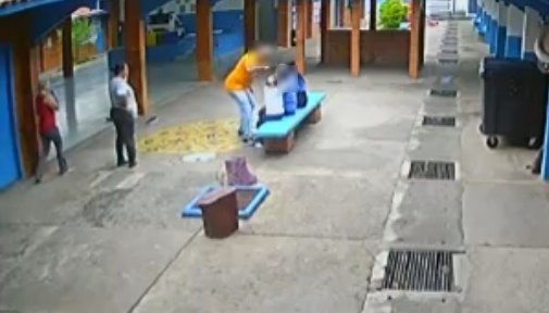 Secretaria de Educação afasta professor acusado de agressão