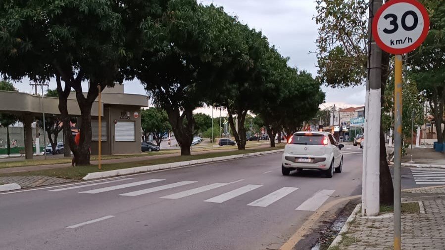 Moradores do bairro Rancho Grande reclamam de mudanças no trânsito