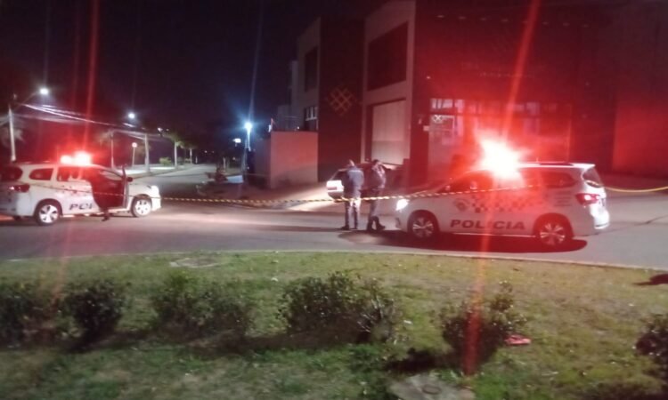 Após briga, homens são baleados no Novo Centro