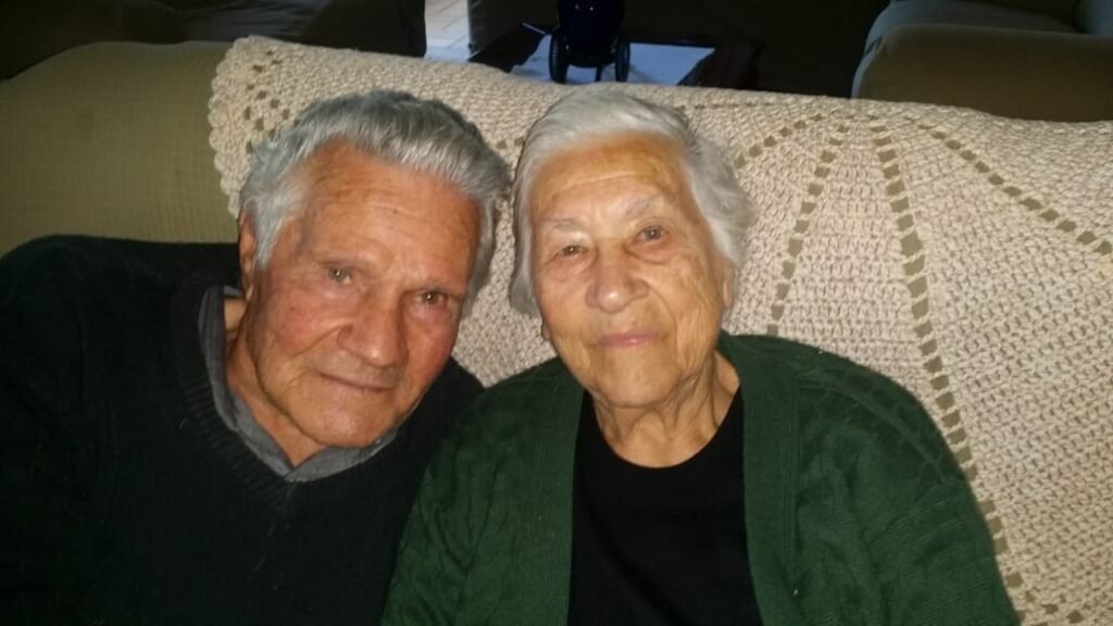 Juntos há quase 70 anos, casal falece no mesmo dia