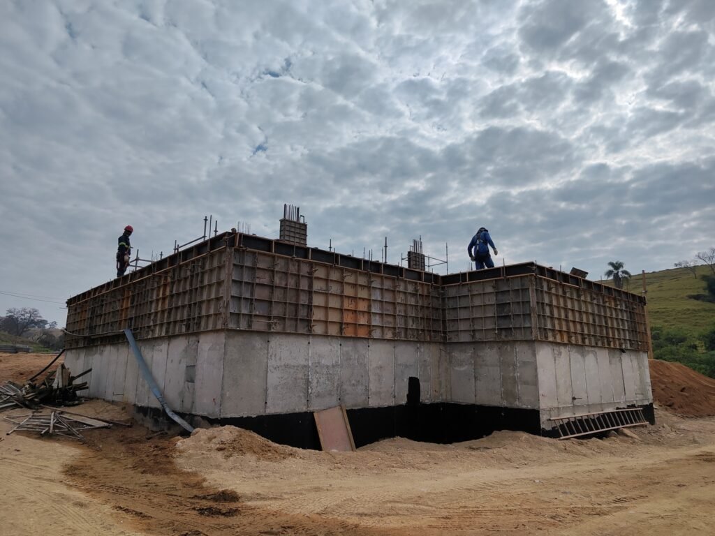 Prefeito promete “água para todos” às vésperas das eleições