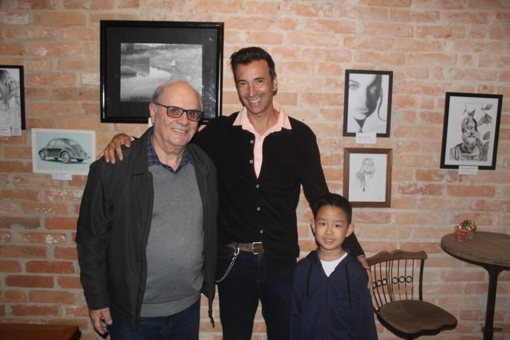 Luciano Luz inaugura “Pupilos” com alunos de 7 a 70 anos