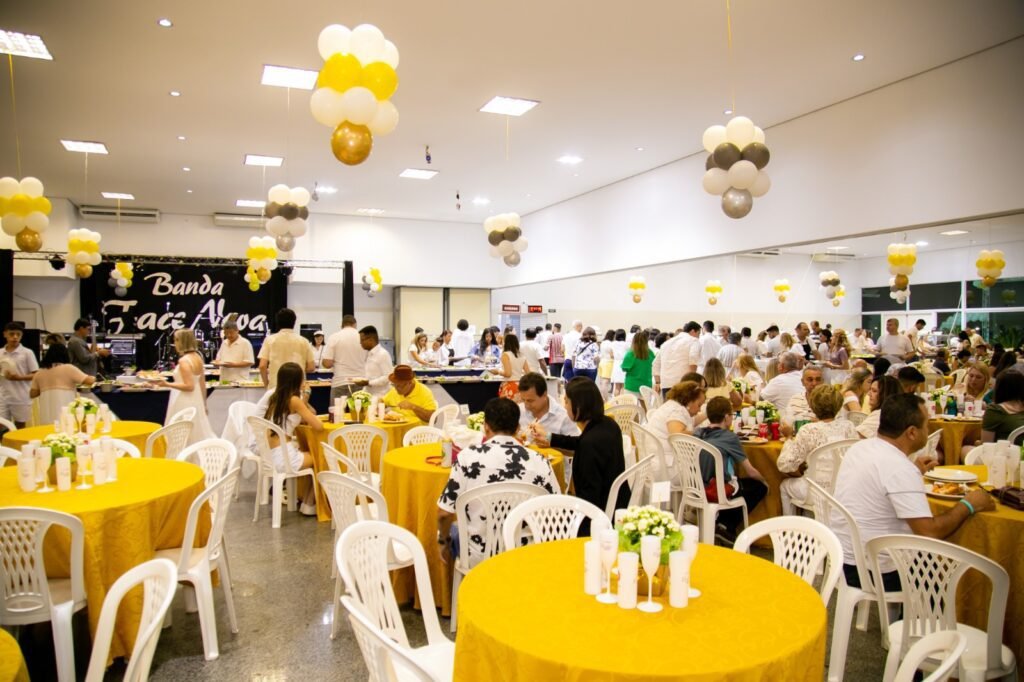 Parque Maeda realiza Jantar Dançante em prol da Paróquia Nossa Senhora Rosa Mística 