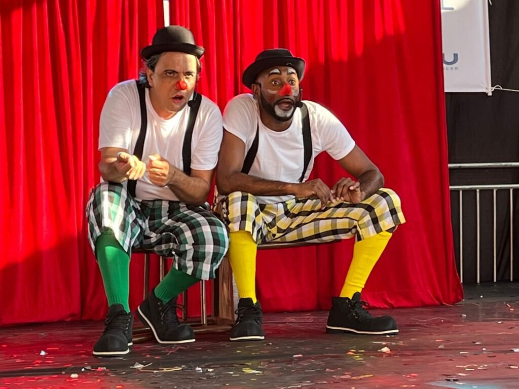 Nósmesmos se apresenta no Temec