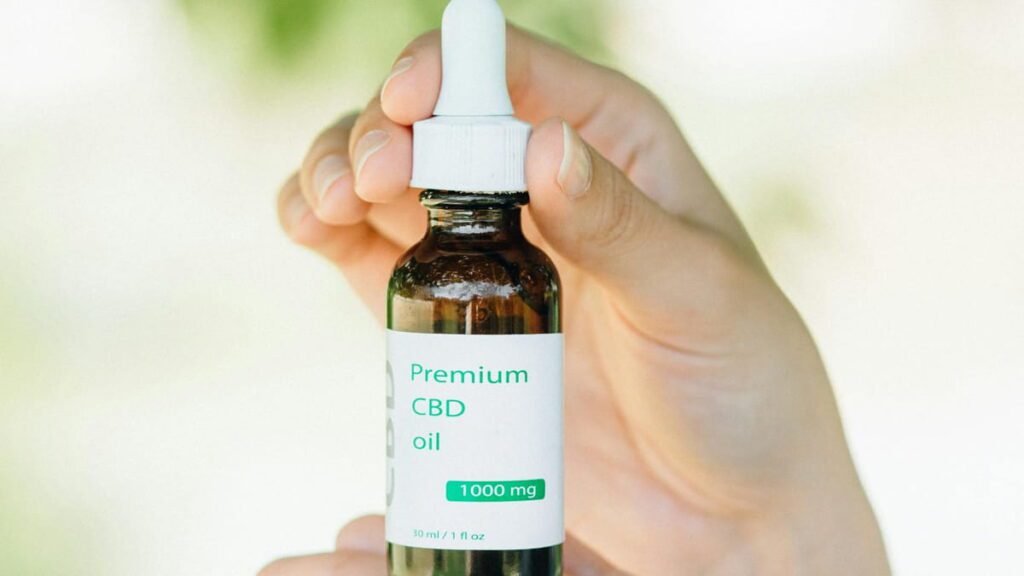 Produtos à base de canabidiol chegam ao SUS-SP