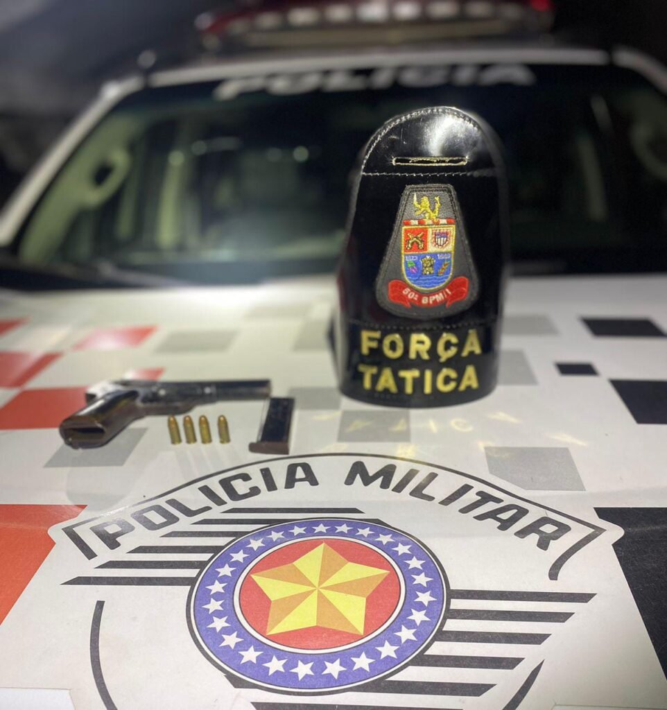 Homem é preso após atirar contra colega de trabalho