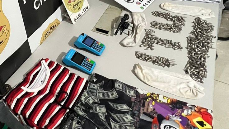 Homem escondia drogas dentro de meia em geladeira