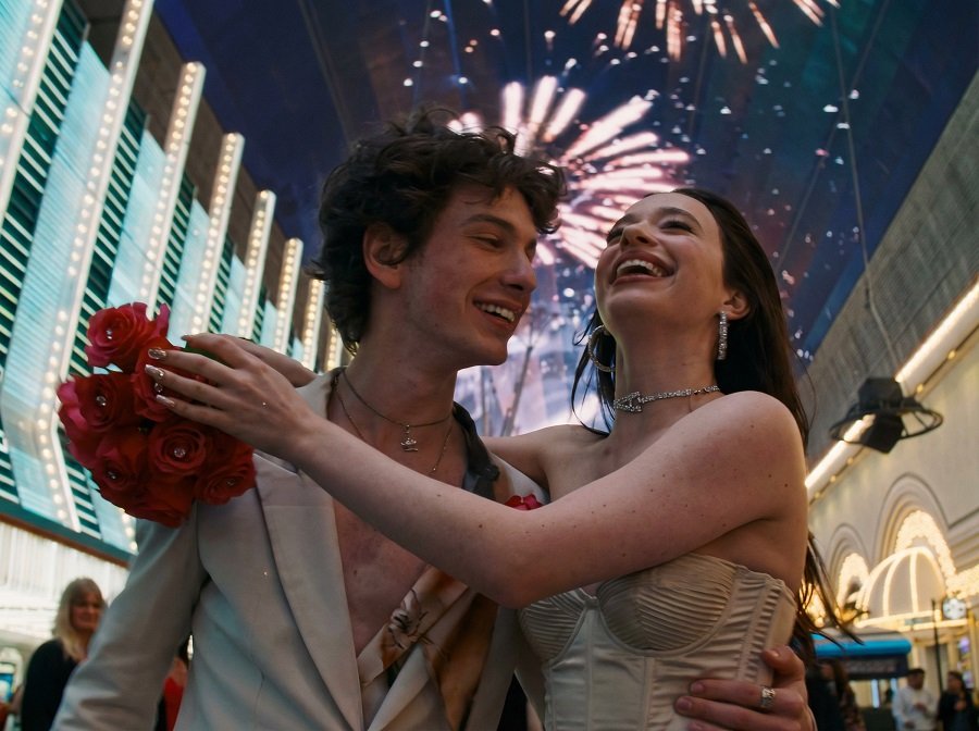 CRÍTICA DE CINEMA: ANORA