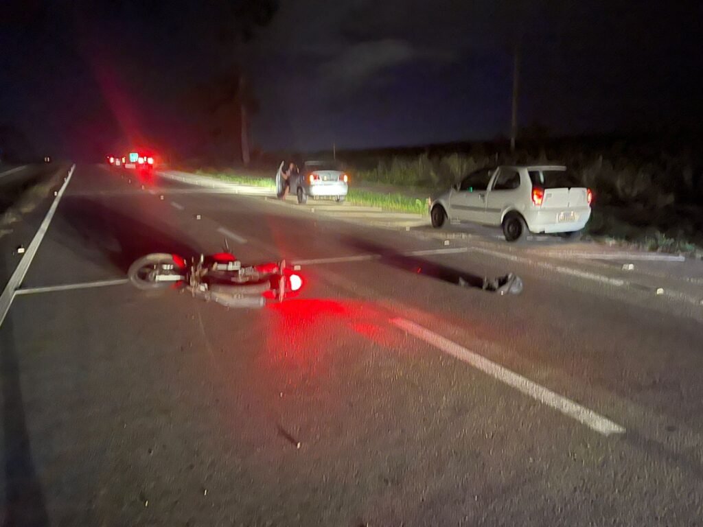 Jovem motociclista morre na SP-79 e outro fica gravemente ferido
