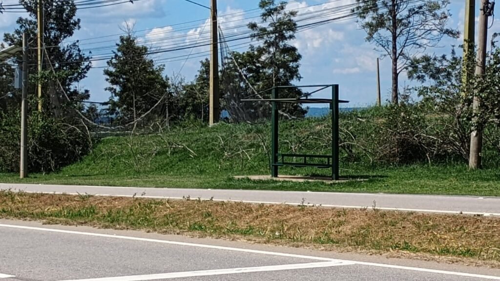 Onda de assaltos em ponto de ônibus preocupa passageiros
