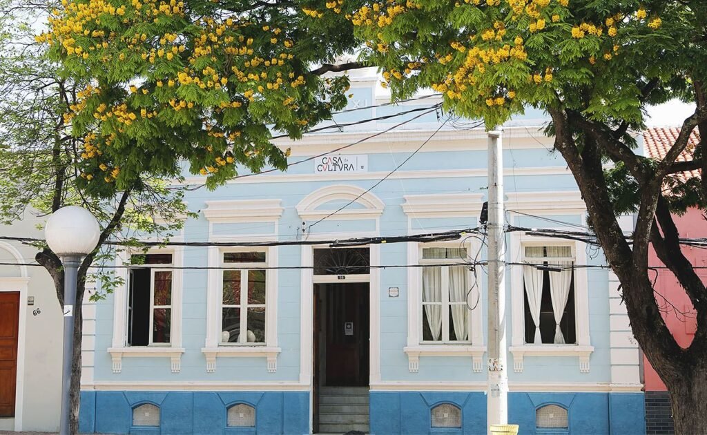 Cultura abre inscrições para Teatro, Violão, Piano, Teclado e Desenho