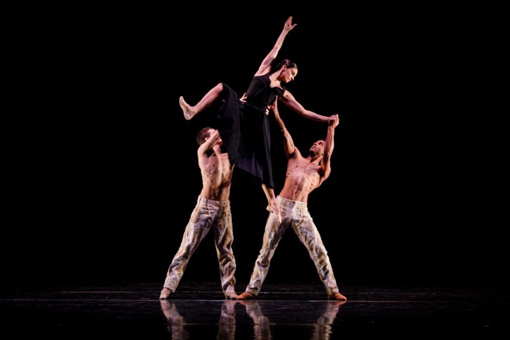 São Paulo Companhia de Dança se apresenta em Salto