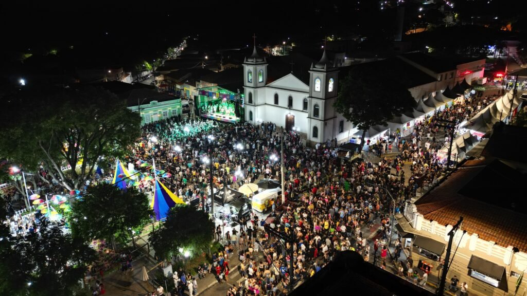 Carnaval em Cabreúva leva 20 mil pessoas para a folia