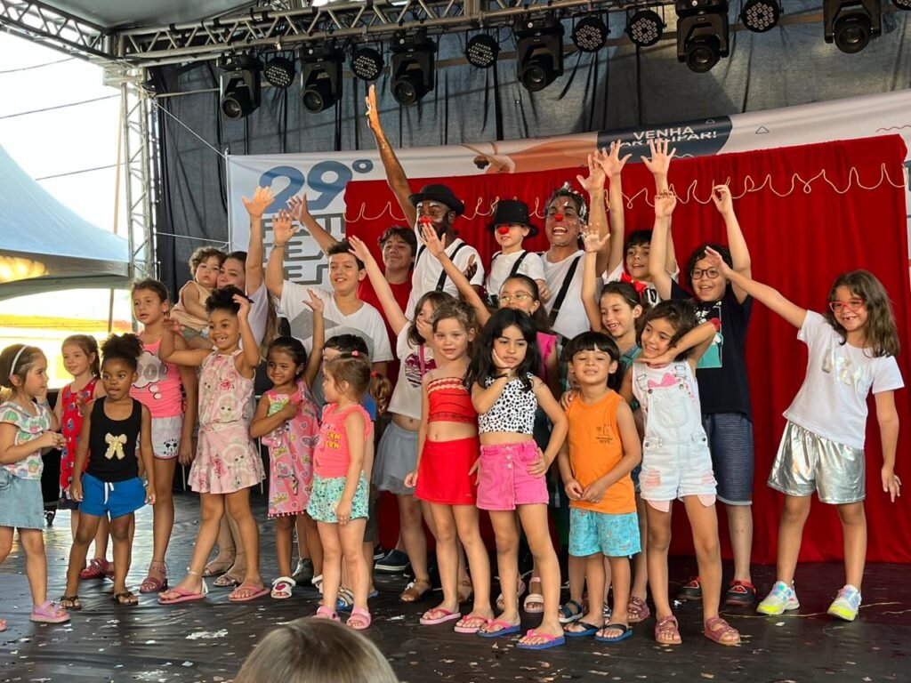 Grupo Nósmesmos estreia espetáculo durante Festival de Artes