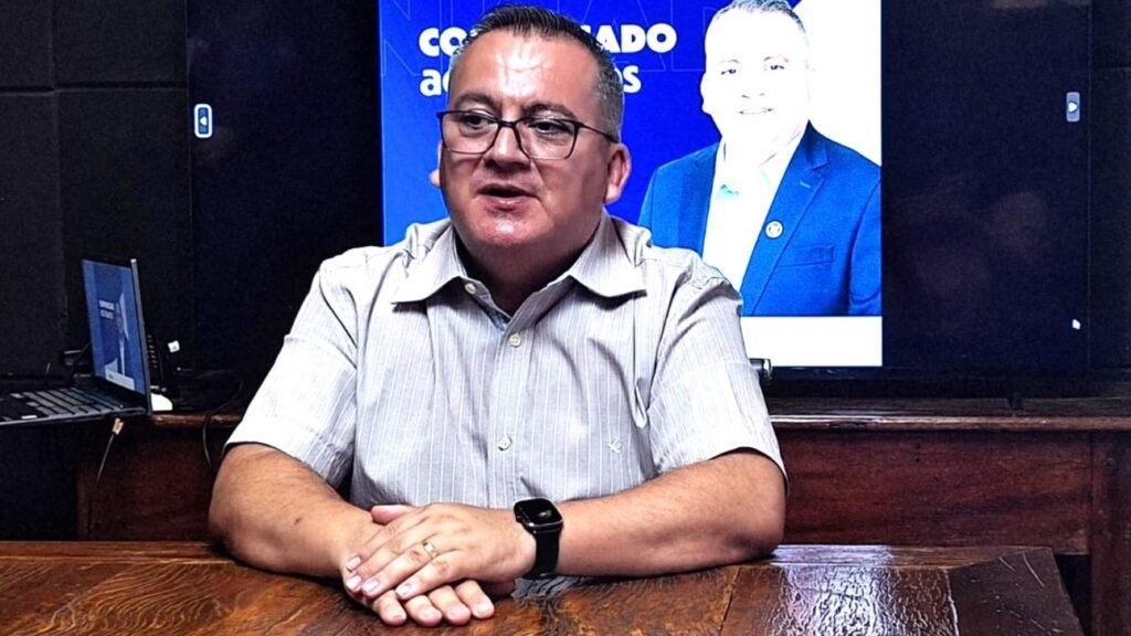 Vice-prefeito anuncia mudança de partido e novos rumos políticos