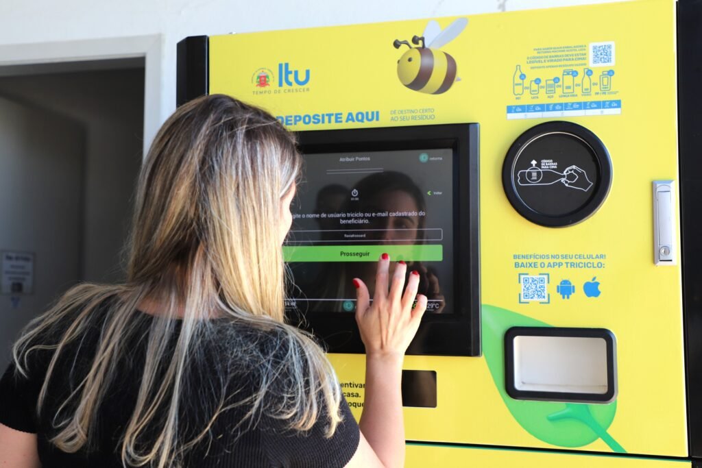 Prefeitura de Itu instala máquinas de reciclagem que geram créditos em moeda virtual