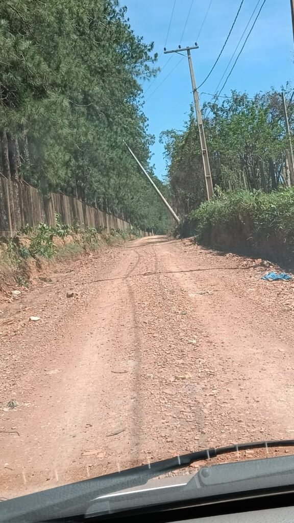 Mais de 60 horas após temporal, ainda há locais sem luz e sem água