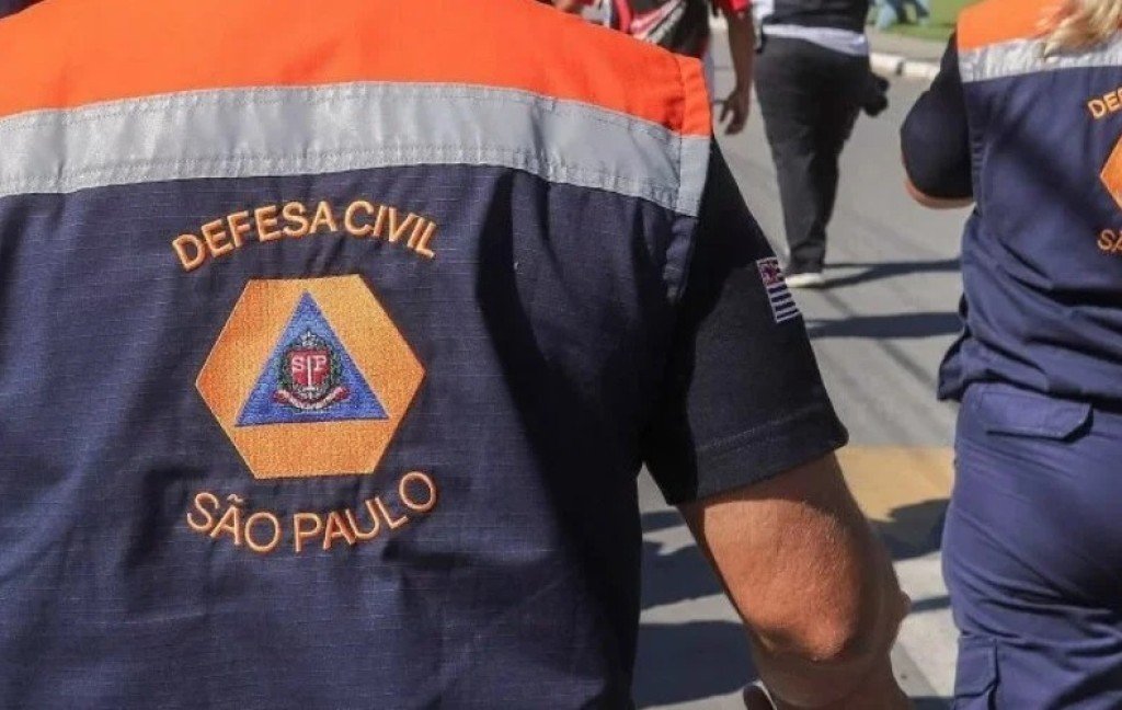 Defesa Civil continua com alerta para chuva, desta vez de quinta-feira até sábado (25)