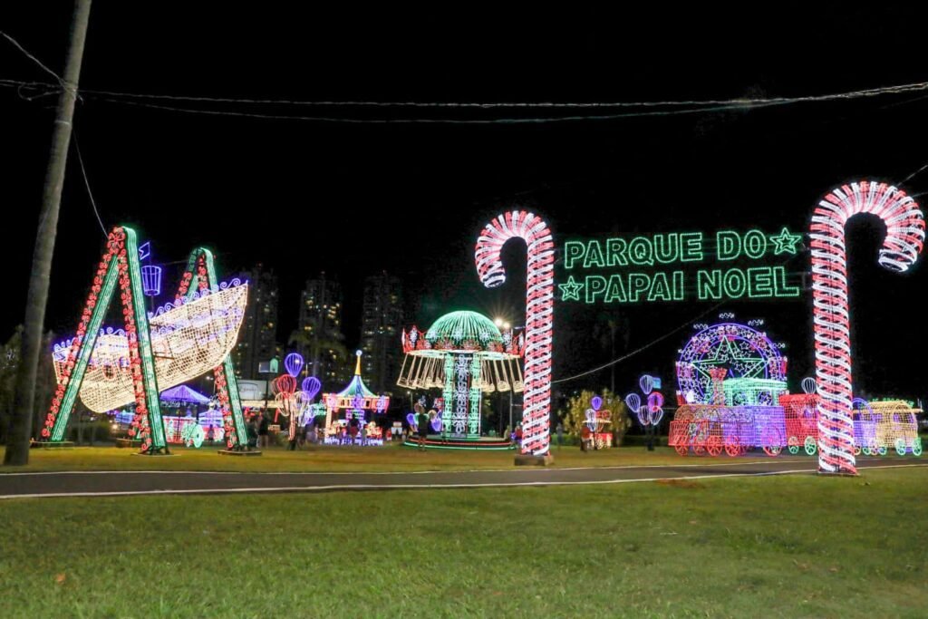 Indaiatuba inaugura decoração natalina