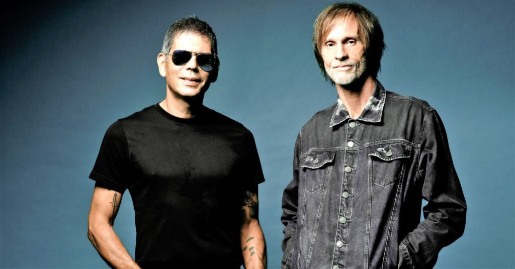 Dado Villa-Lobos e Marcelo Bonfá apresentam o show “As V Estações” em Campinas