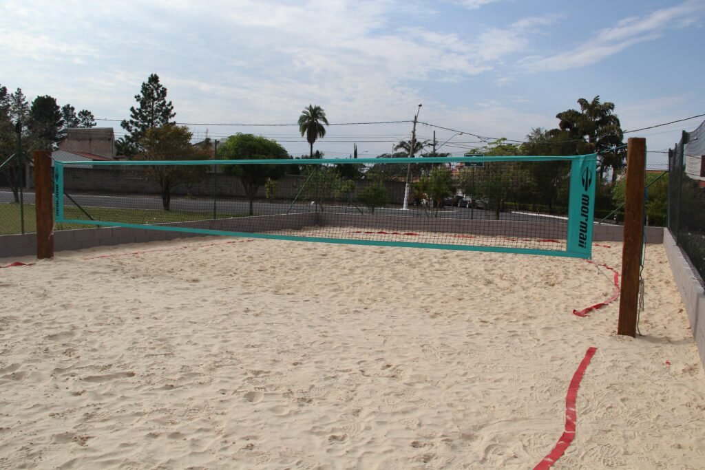 Quadra pública de Beach Tennis é inaugurada no Bairro Brasil