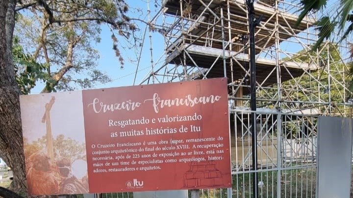 Membros da Comissão Científica do Restauro do Cruzeiro Franciscano pedem desligamento em massa
