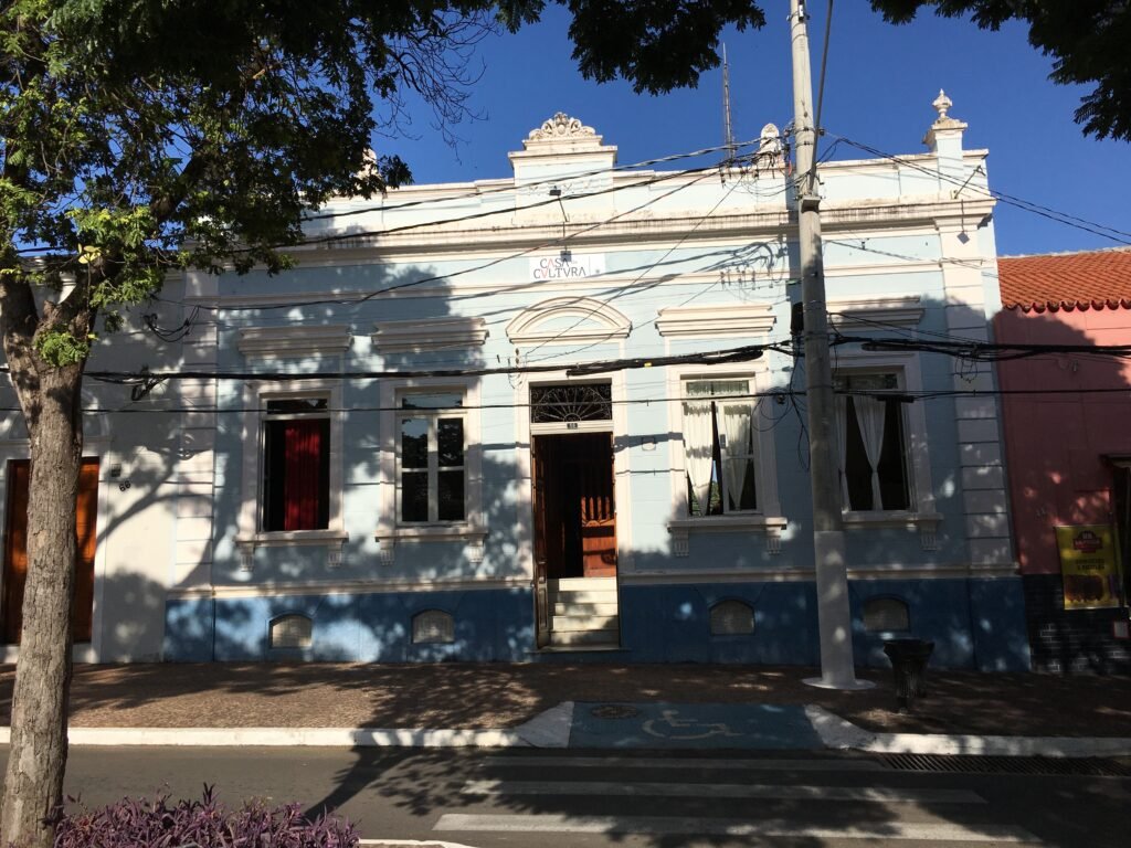 Emia abre inscrições para cursos gratuitos