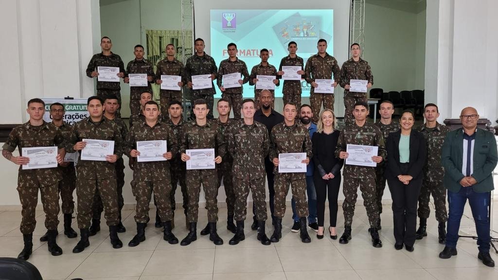 SECOM conclui curso de capacitação para militares