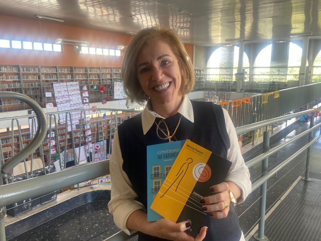 Escritora afirma que teve de desaprender para entender e encarar a vida como ela é