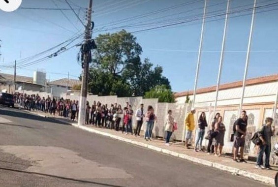 Empresa de telemarketing é condenada por descumprir cota de aprendizagem